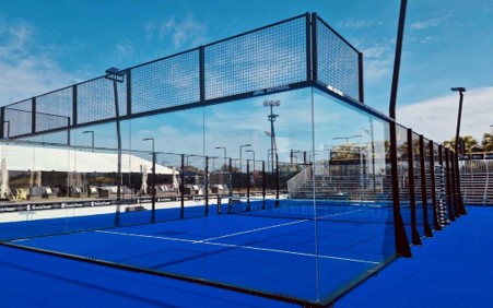 Overhead view of a new padel court installation